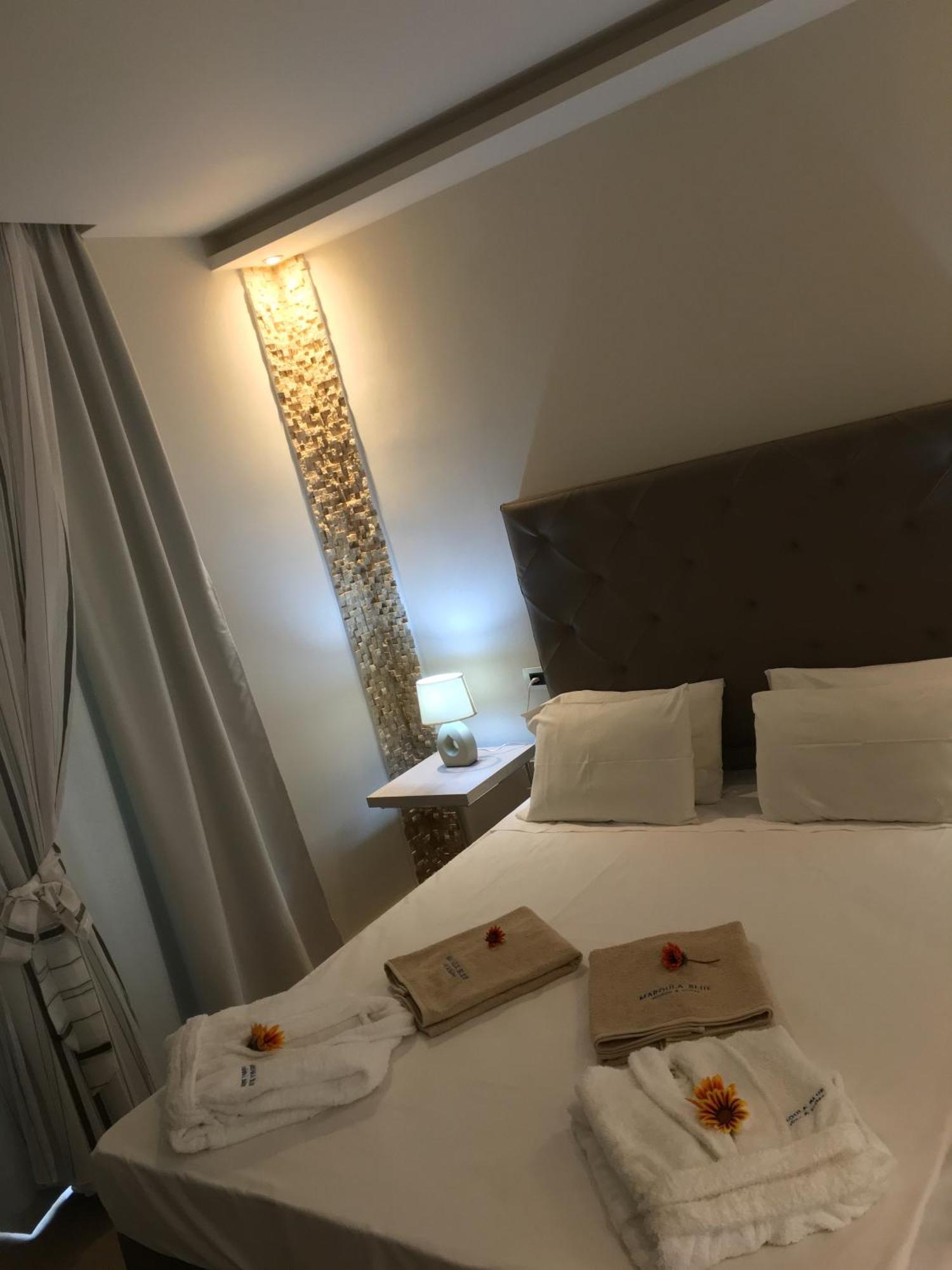 فندق Casa Blue Sarantis فاليراكي الغرفة الصورة
